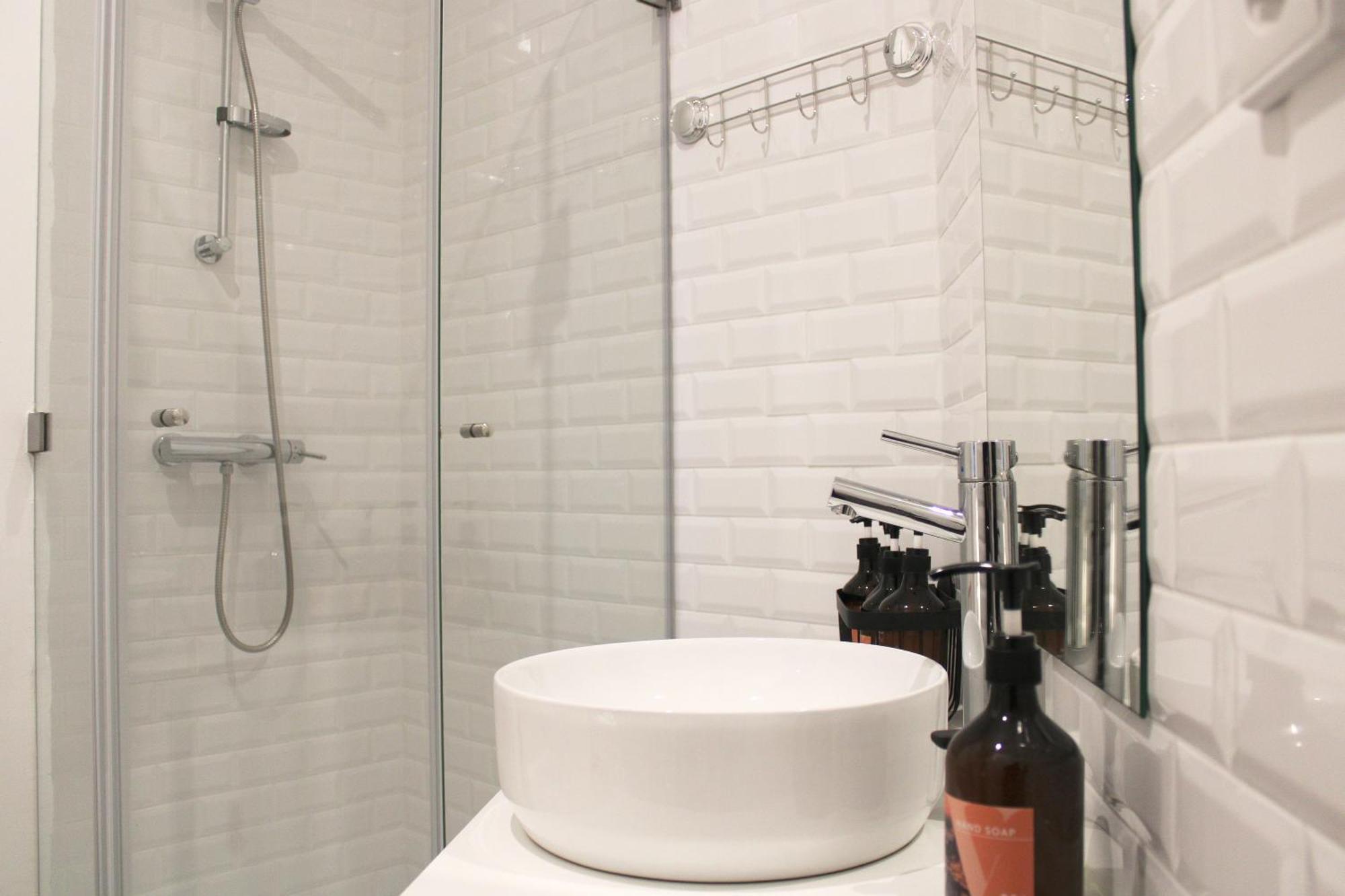 Modern Flat Near Trindade By Lovelystay Porto Exterior foto